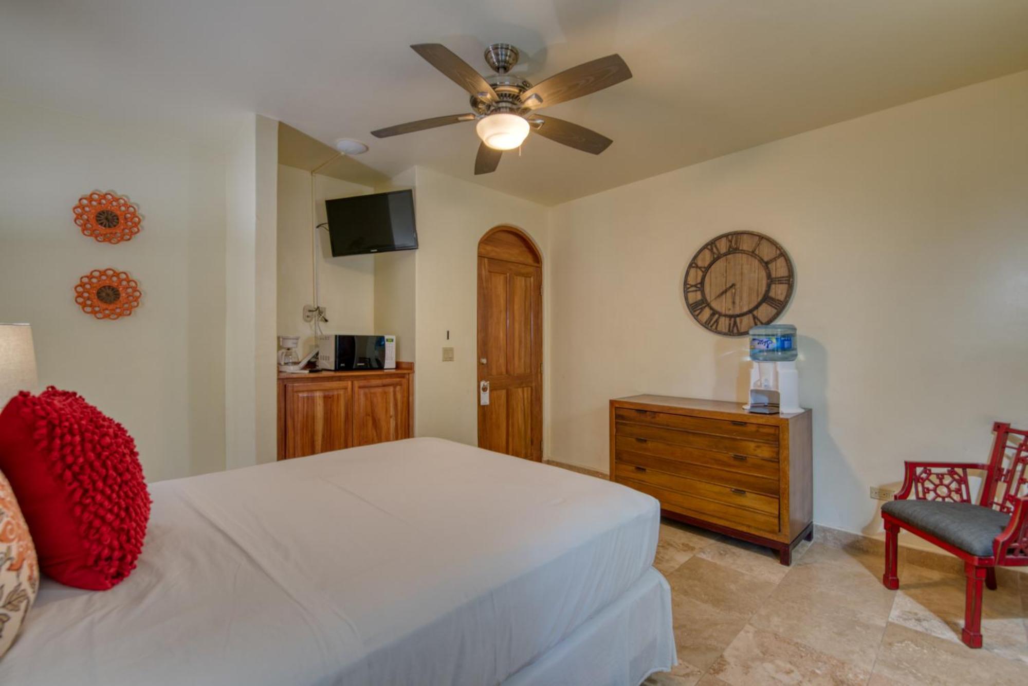 Caribe Tesoro Otel West Bay Dış mekan fotoğraf