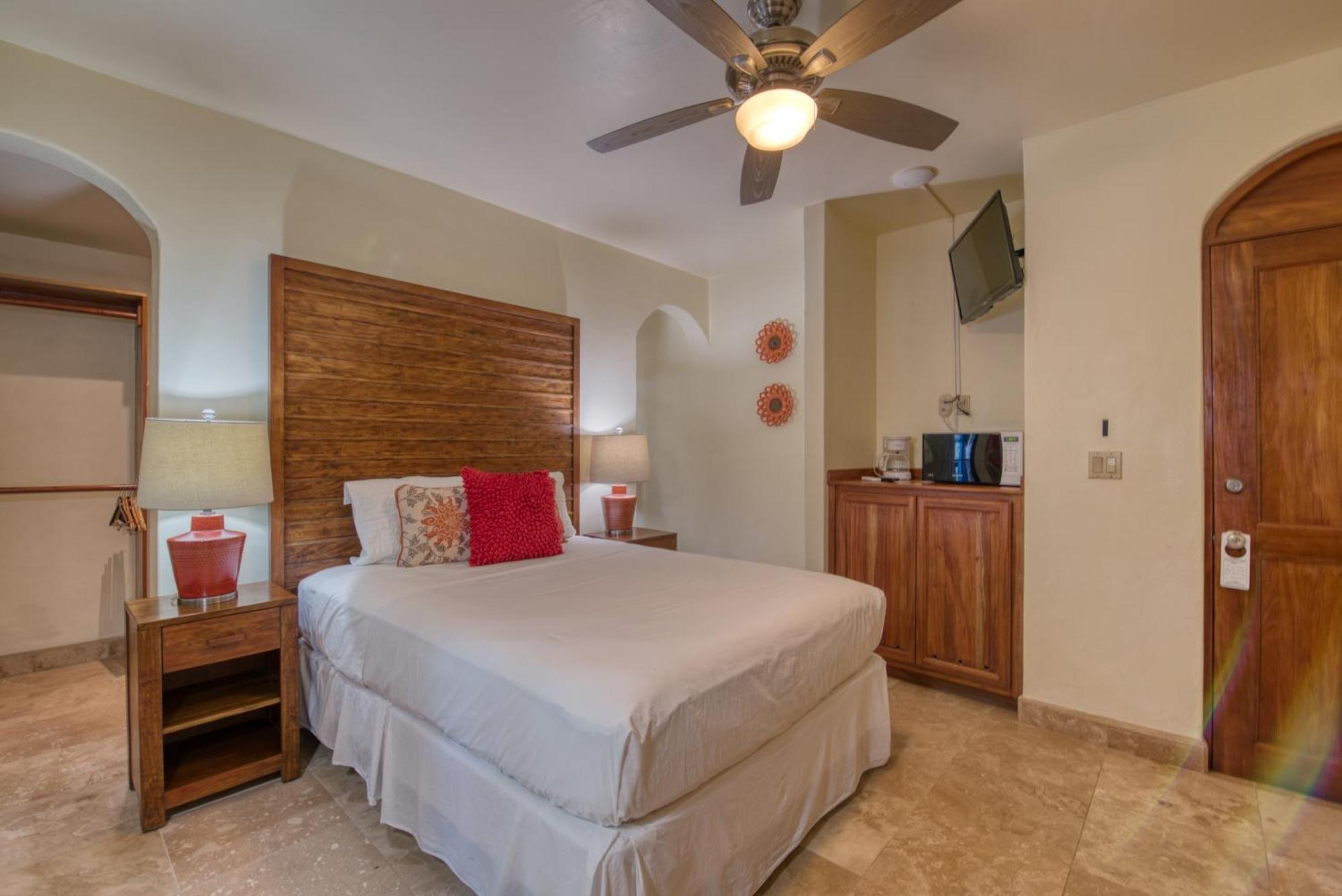 Caribe Tesoro Otel West Bay Dış mekan fotoğraf
