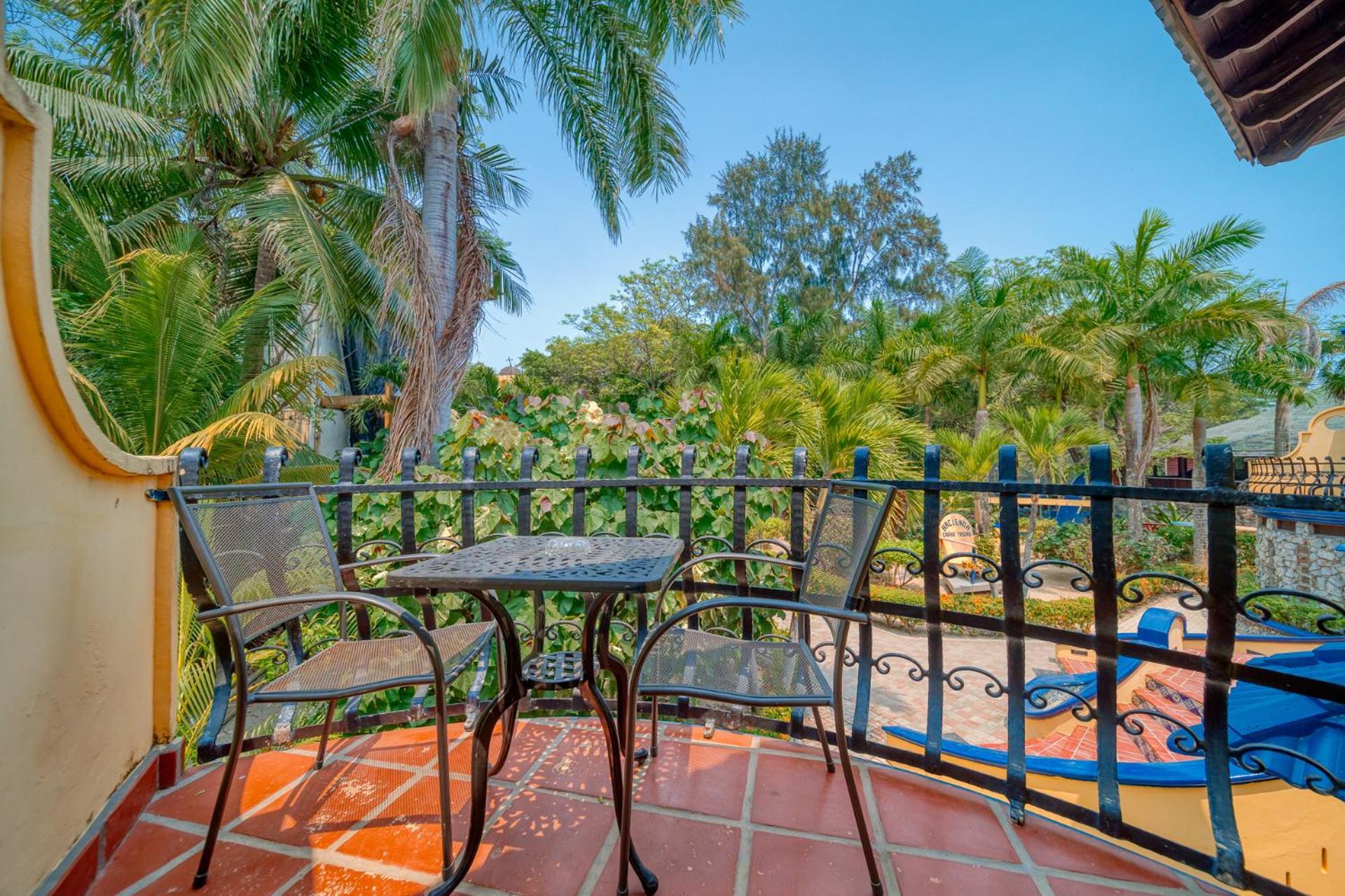 Caribe Tesoro Otel West Bay Dış mekan fotoğraf