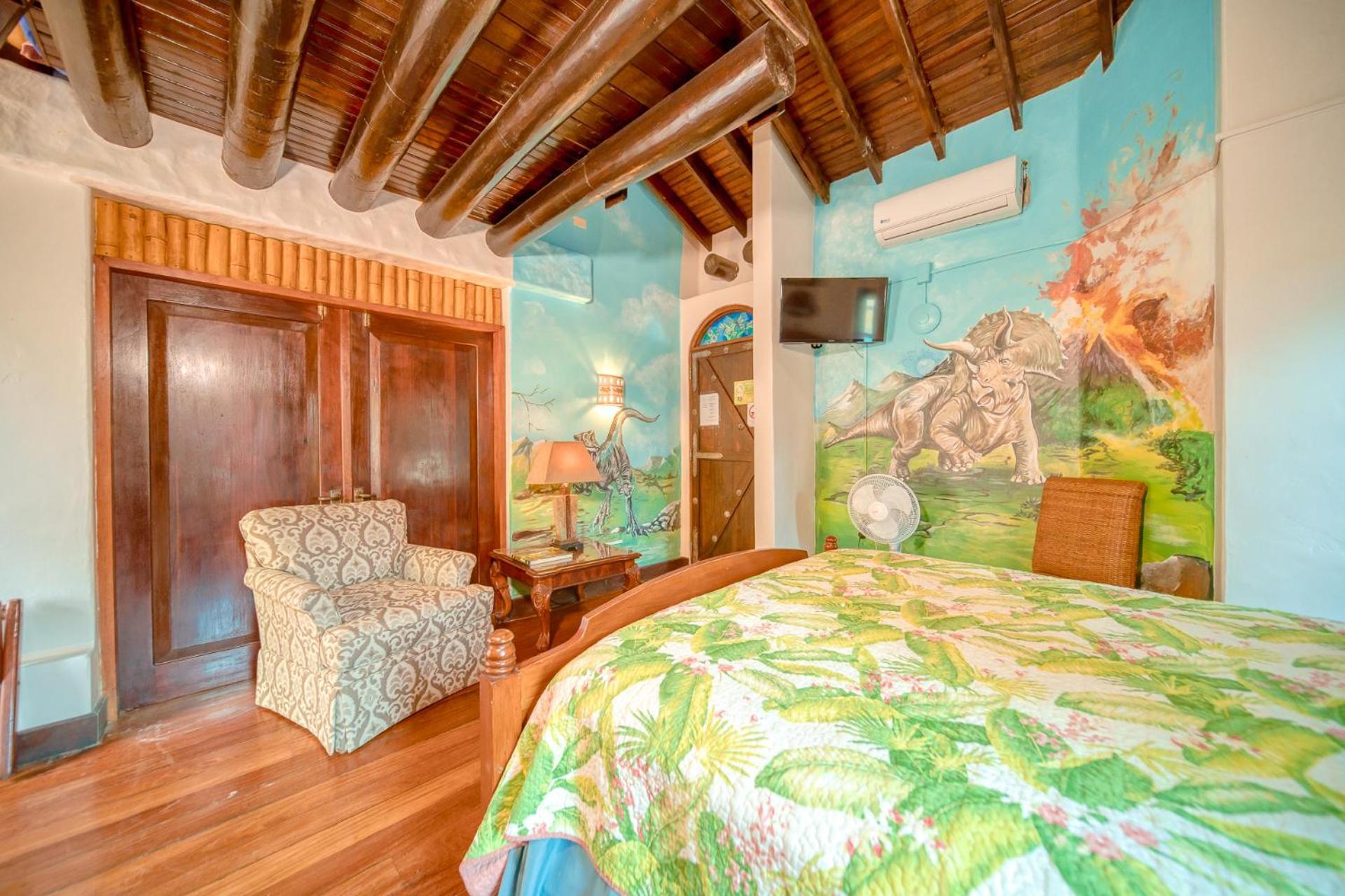 Caribe Tesoro Otel West Bay Dış mekan fotoğraf